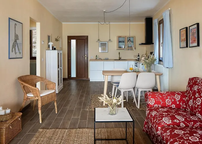 Casa Di Luna - By Lovecomo Tatil Evi Pianello Del Lario