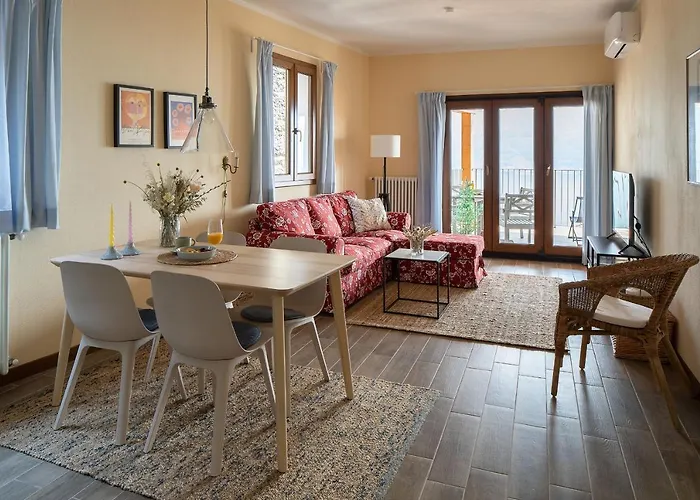 Casa Di Luna - By Lovecomo Tatil Evi Pianello Del Lario