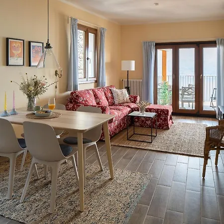 Casa Di Luna - By Lovecomo Дом отдыха Pianello Del Lario